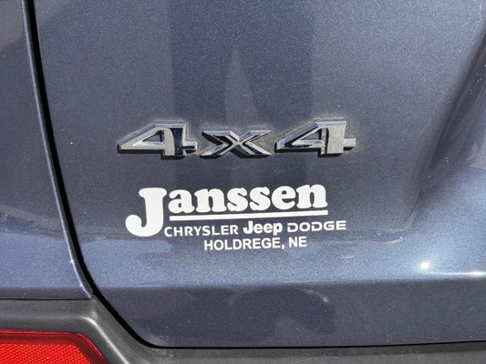 2021 Jeep Cherokee Limited in Holdrege, McCook, North Platte, York, Larned, NE - Janssen Auto Group