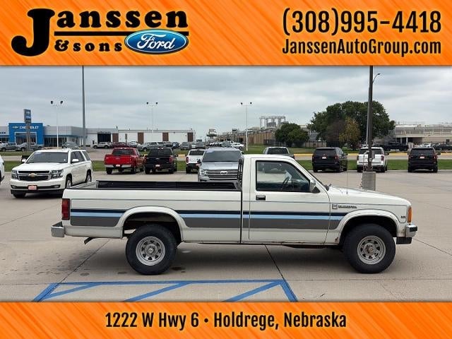1987 Dodge Dakota Base
