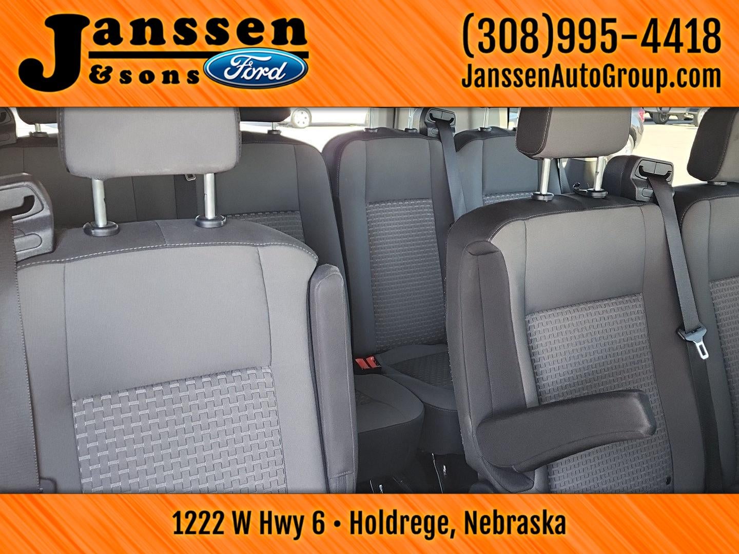 2023 Ford Transit Passenger Wagon XLT