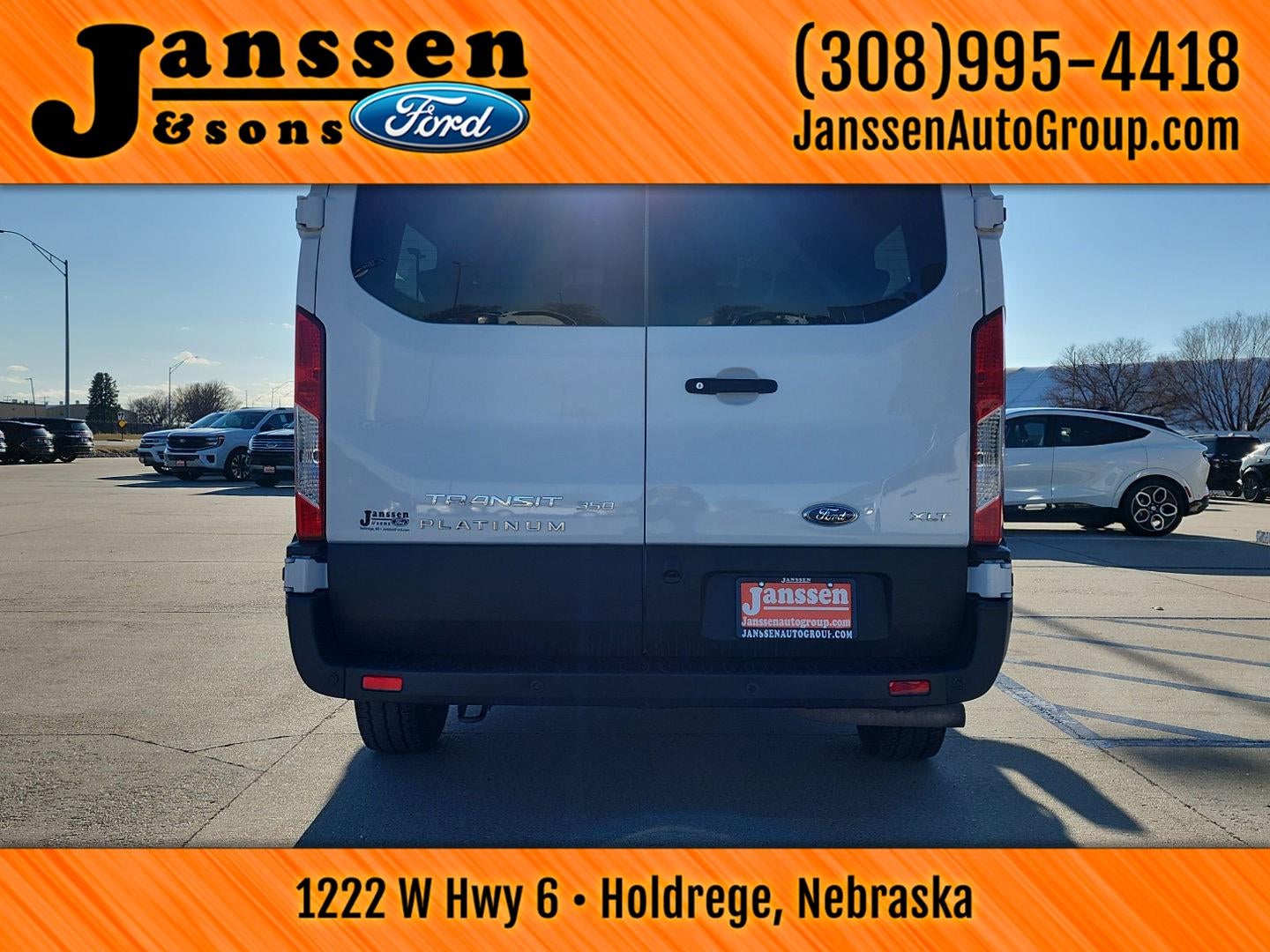 2023 Ford Transit Passenger Wagon XLT