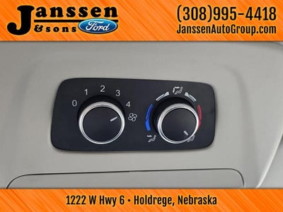 2023 Ford Transit Passenger Wagon XLT