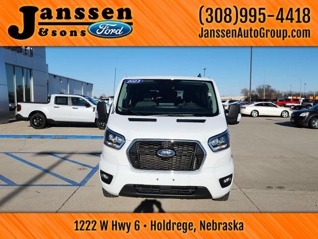 2023 Ford Transit Passenger Wagon XLT