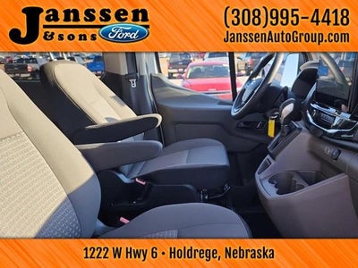 2023 Ford Transit Passenger Wagon XLT