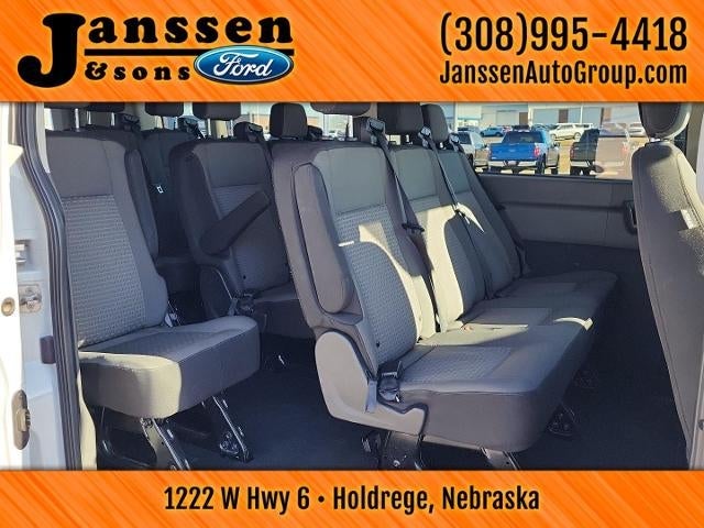 2023 Ford Transit Passenger Wagon XLT