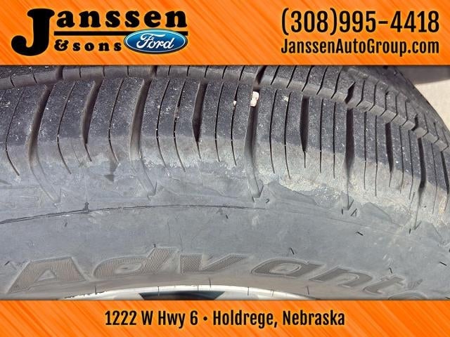 2013 Ford Expedition El BASE