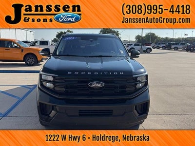 2025 Ford Expedition Max Active