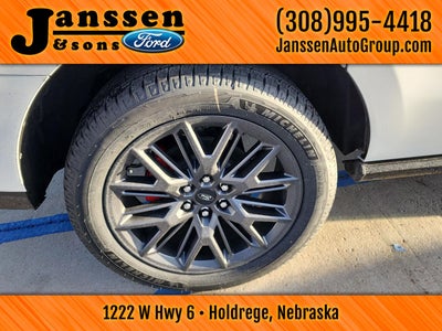 2025 Ford Expedition Max Platinum