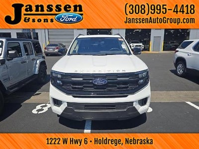 2025 Ford Expedition Active