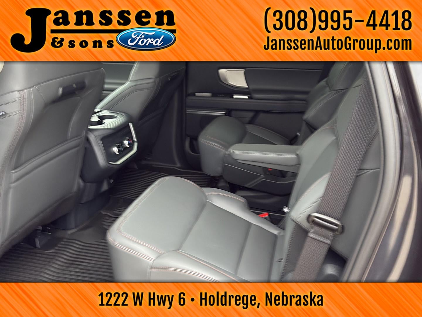 2025 Ford Expedition Active