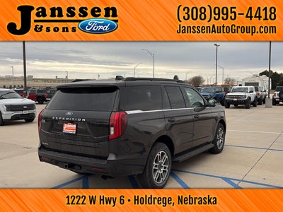 2025 Ford Expedition Active