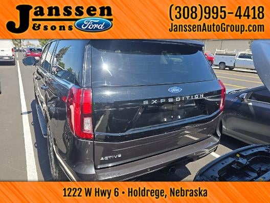 2025 Ford Expedition Active