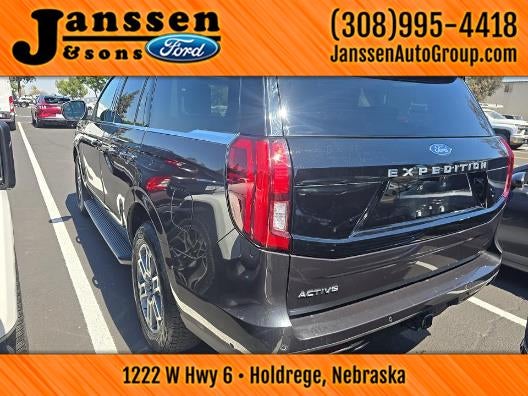 2025 Ford Expedition Active