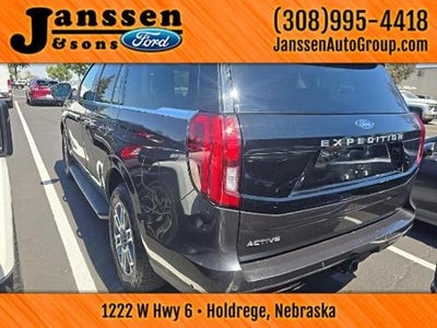 2025 Ford Expedition Active