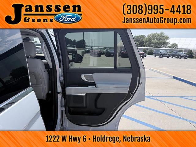 2025 Ford Expedition Platinum