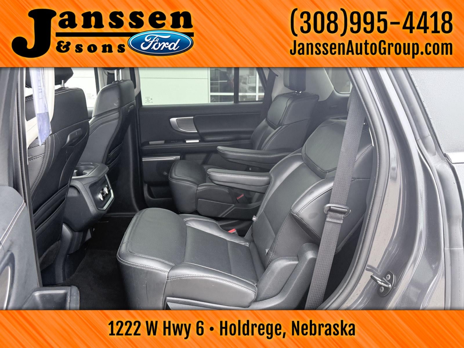 2025 Ford Expedition Platinum