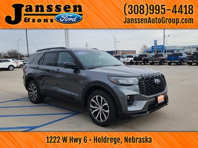 2026 Ford Explorer ST-Line