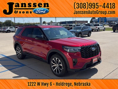 2026 Ford Explorer ST-Line