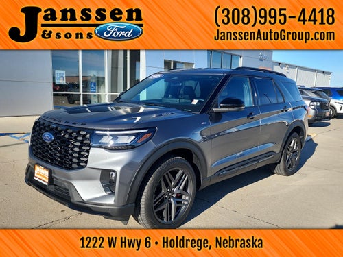 2025 Ford Explorer ST-Line