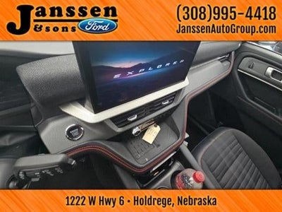 2025 Ford Explorer ST-Line