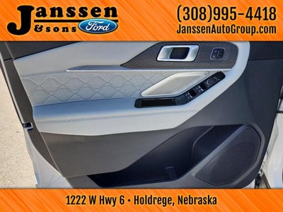 2025 Ford Explorer Platinum