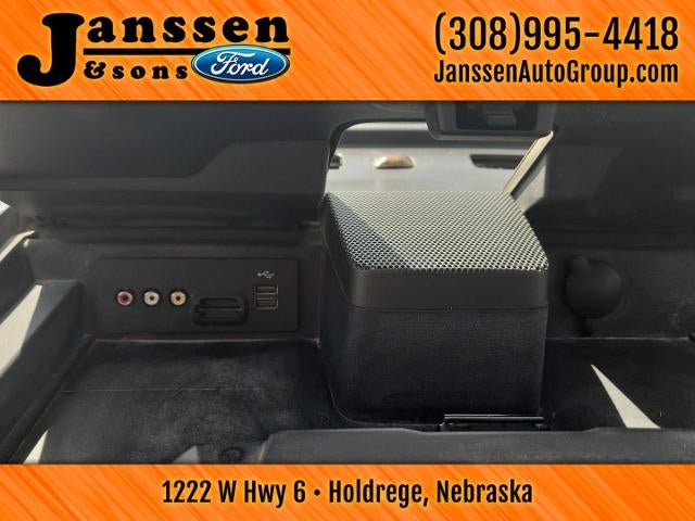 2014 Ford Super Duty F-250 SRW Lariat