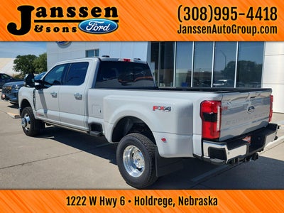 2026 Ford Super Duty F-350 Drw LARIAT