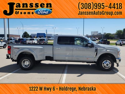 2026 Ford Super Duty F-350 Drw LARIAT