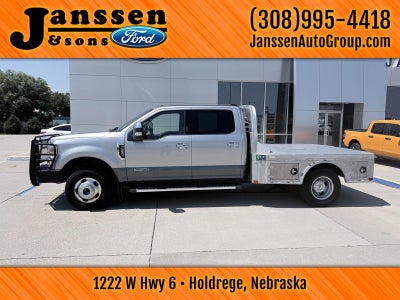 2022 Ford Super Duty F-350 DRW LARIAT