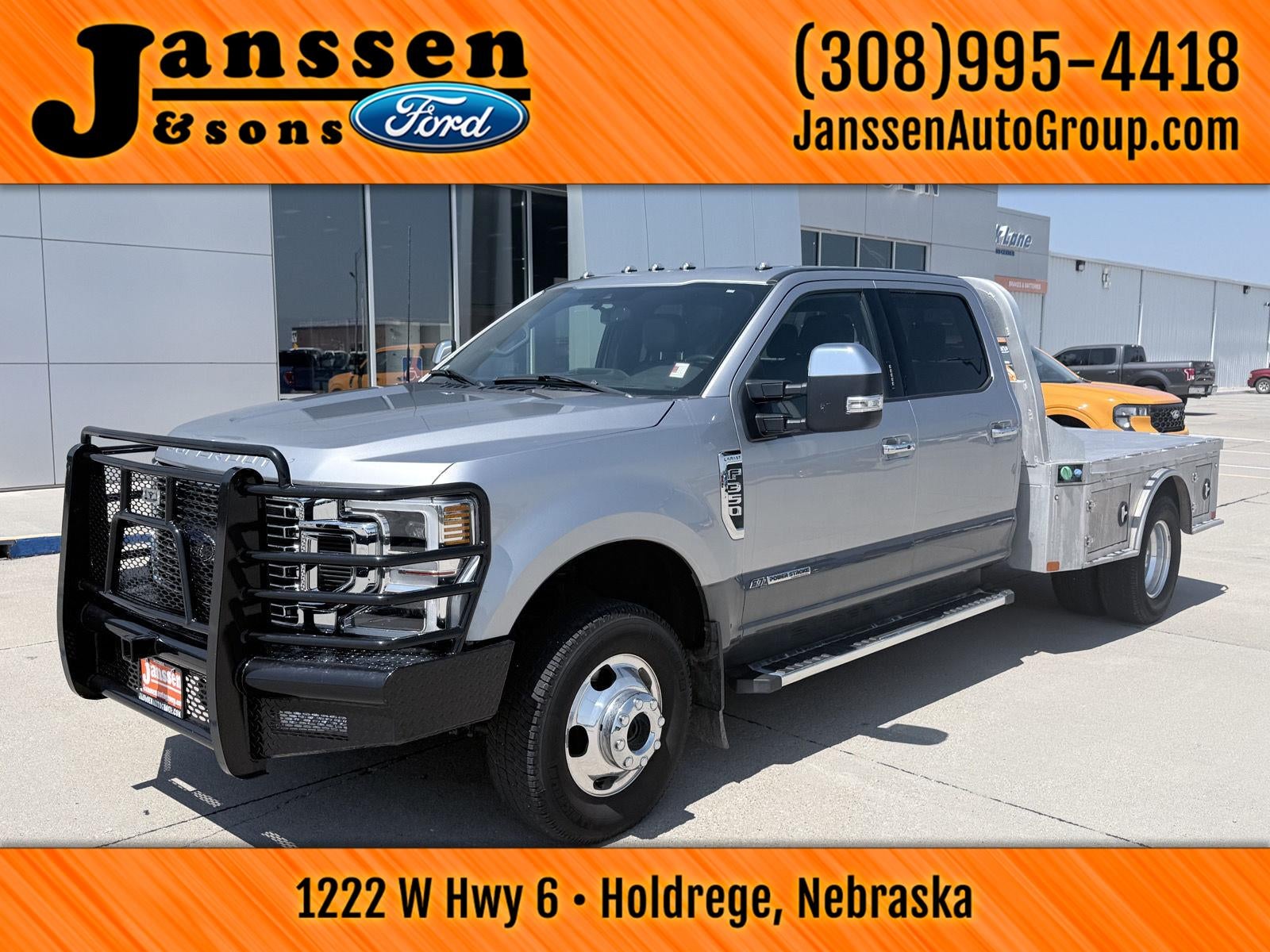 2022 Ford Super Duty F-350 DRW LARIAT