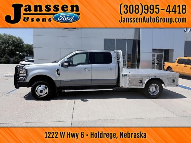 2022 Ford Super Duty F-350 DRW LARIAT