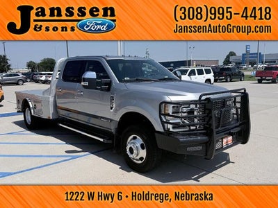 2022 Ford Super Duty F-350 DRW LARIAT