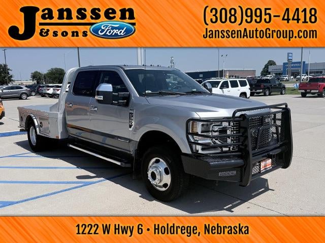 2022 Ford Super Duty F-350 DRW LARIAT