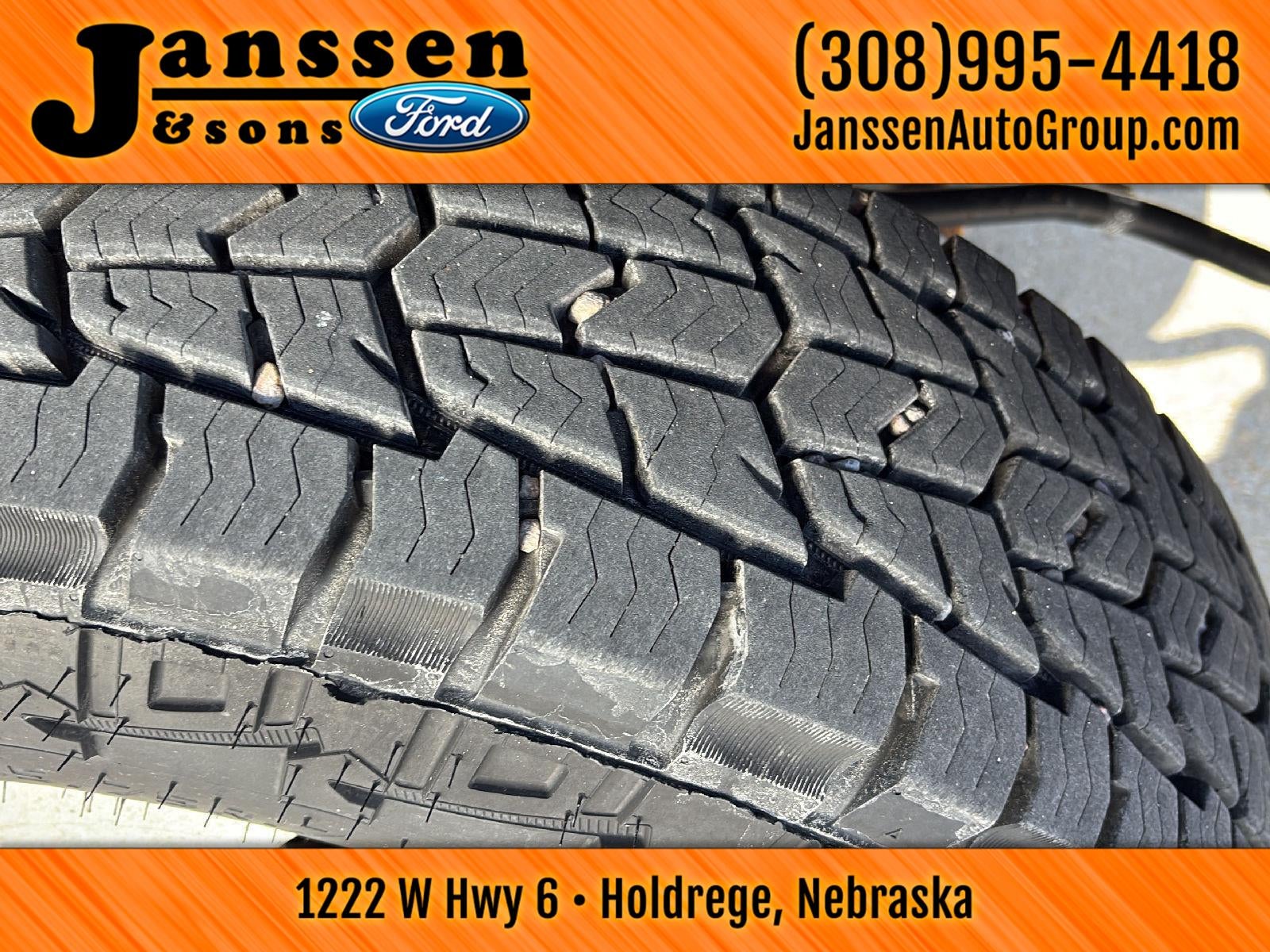 2009 Ford Super Duty F-350 DRW Lariat