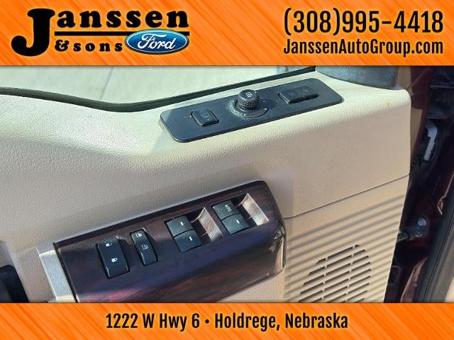 2009 Ford Super Duty F-350 DRW Lariat