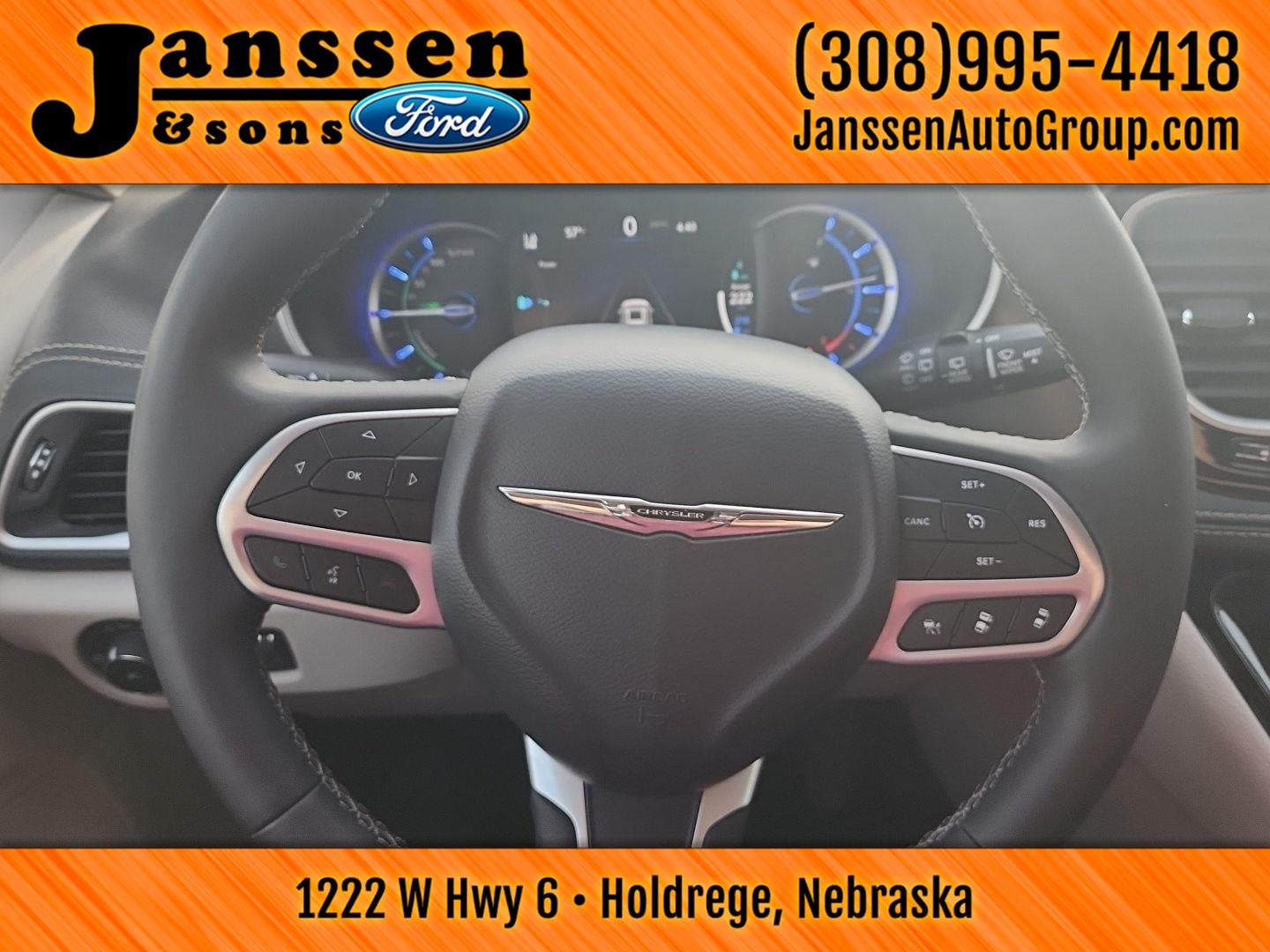 2024 Chrysler Pacifica Hybrid Select