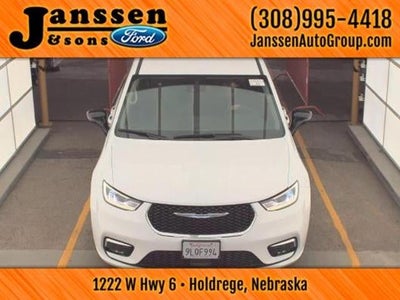 2024 Chrysler Pacifica Hybrid Select