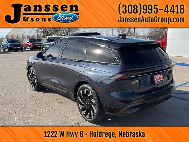 2024 Lincoln Nautilus Reserve