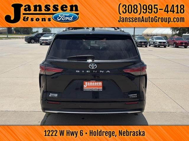 2021 Toyota Sienna Limited
