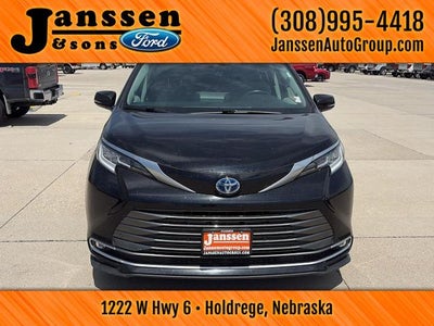 2021 Toyota Sienna Limited