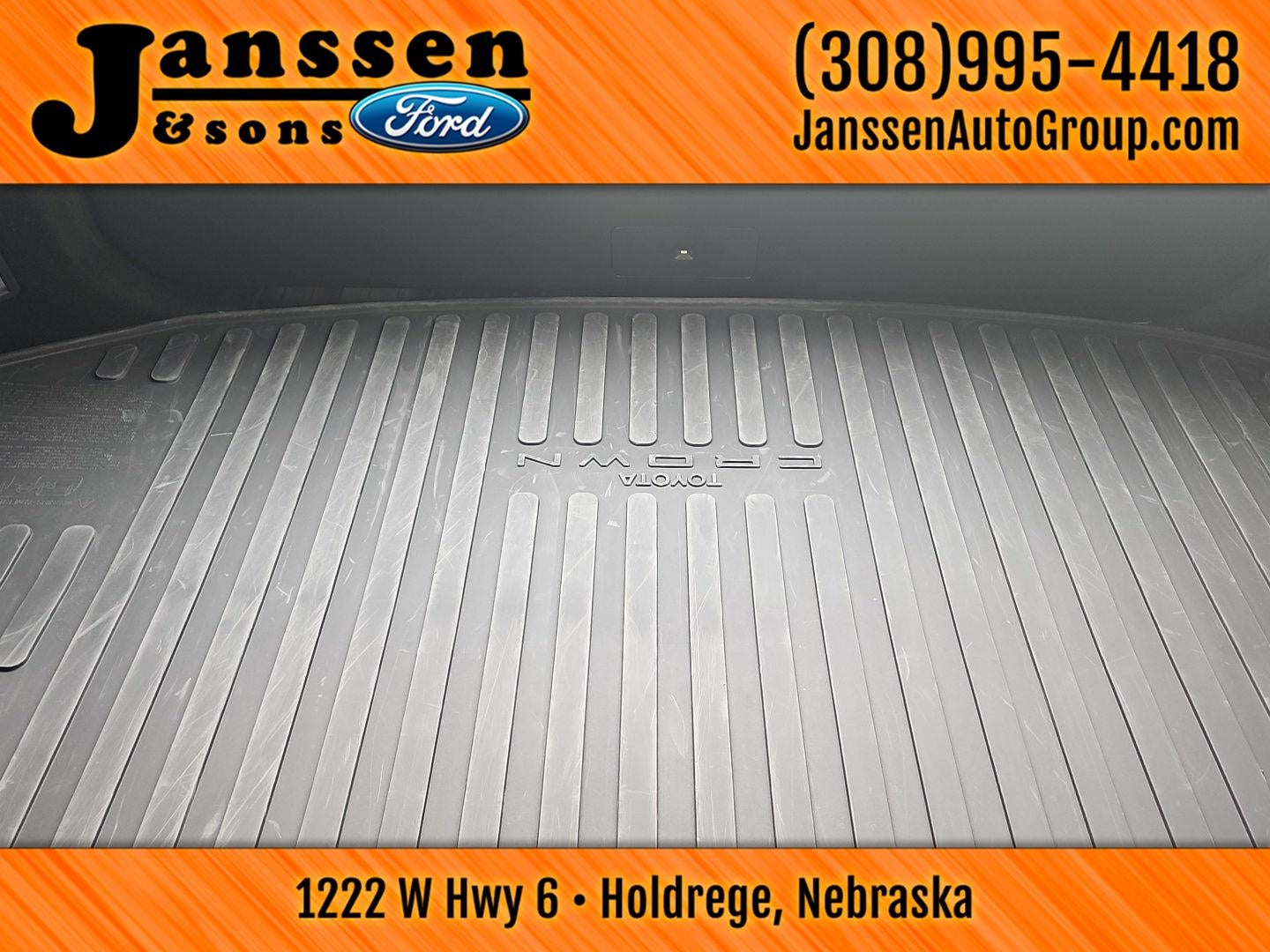 2025 Toyota Crown Signia XLE