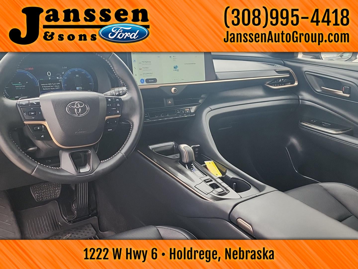 2025 Toyota Crown Signia XLE