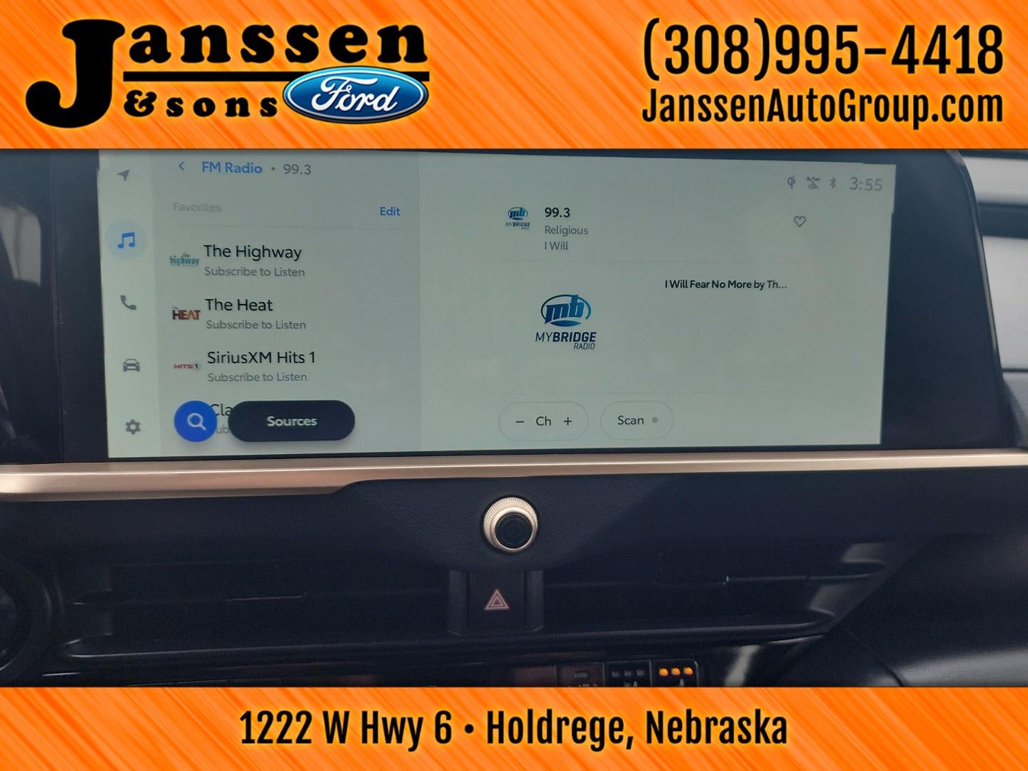 2025 Toyota Crown Signia XLE