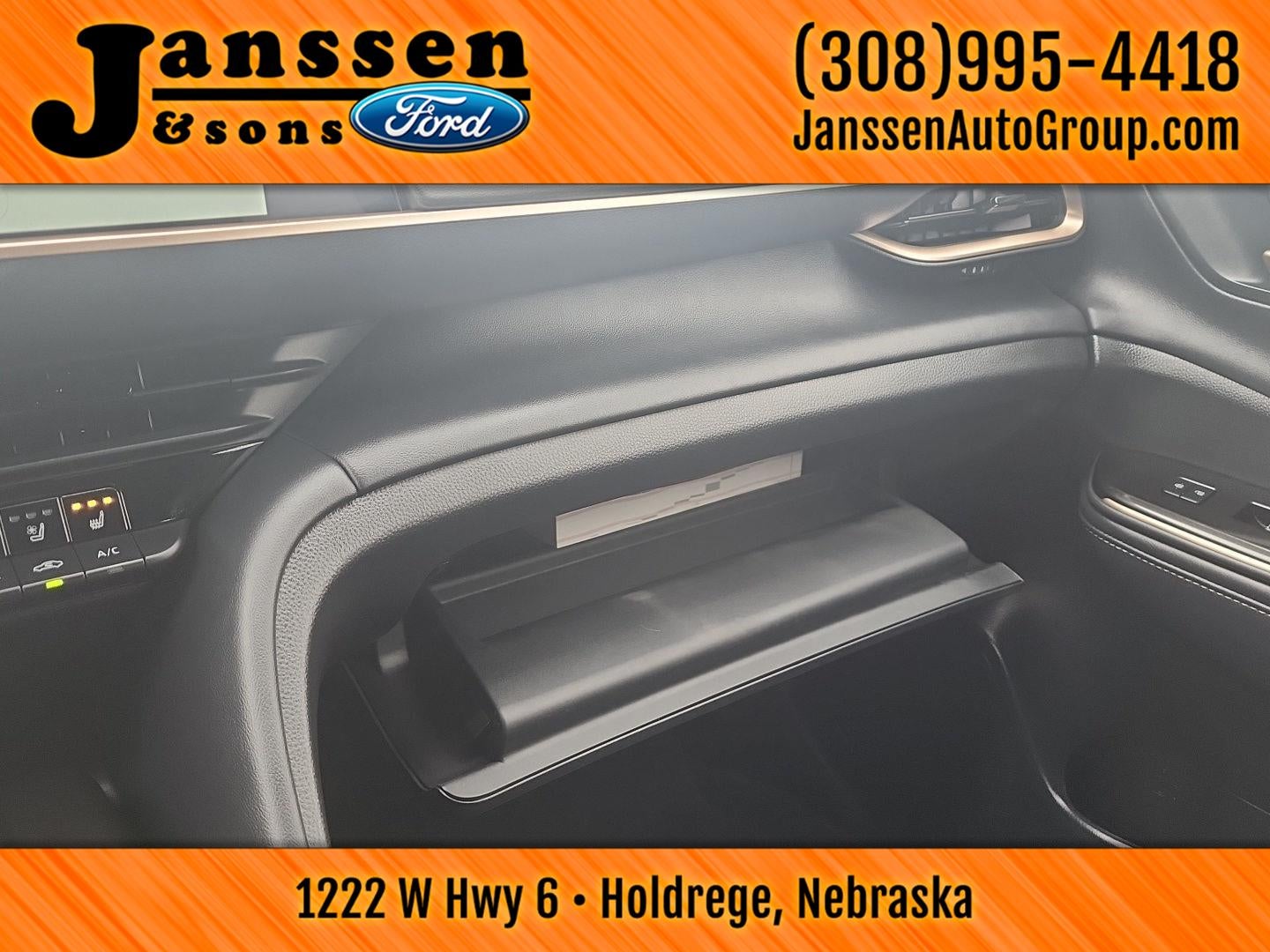 2025 Toyota Crown Signia XLE