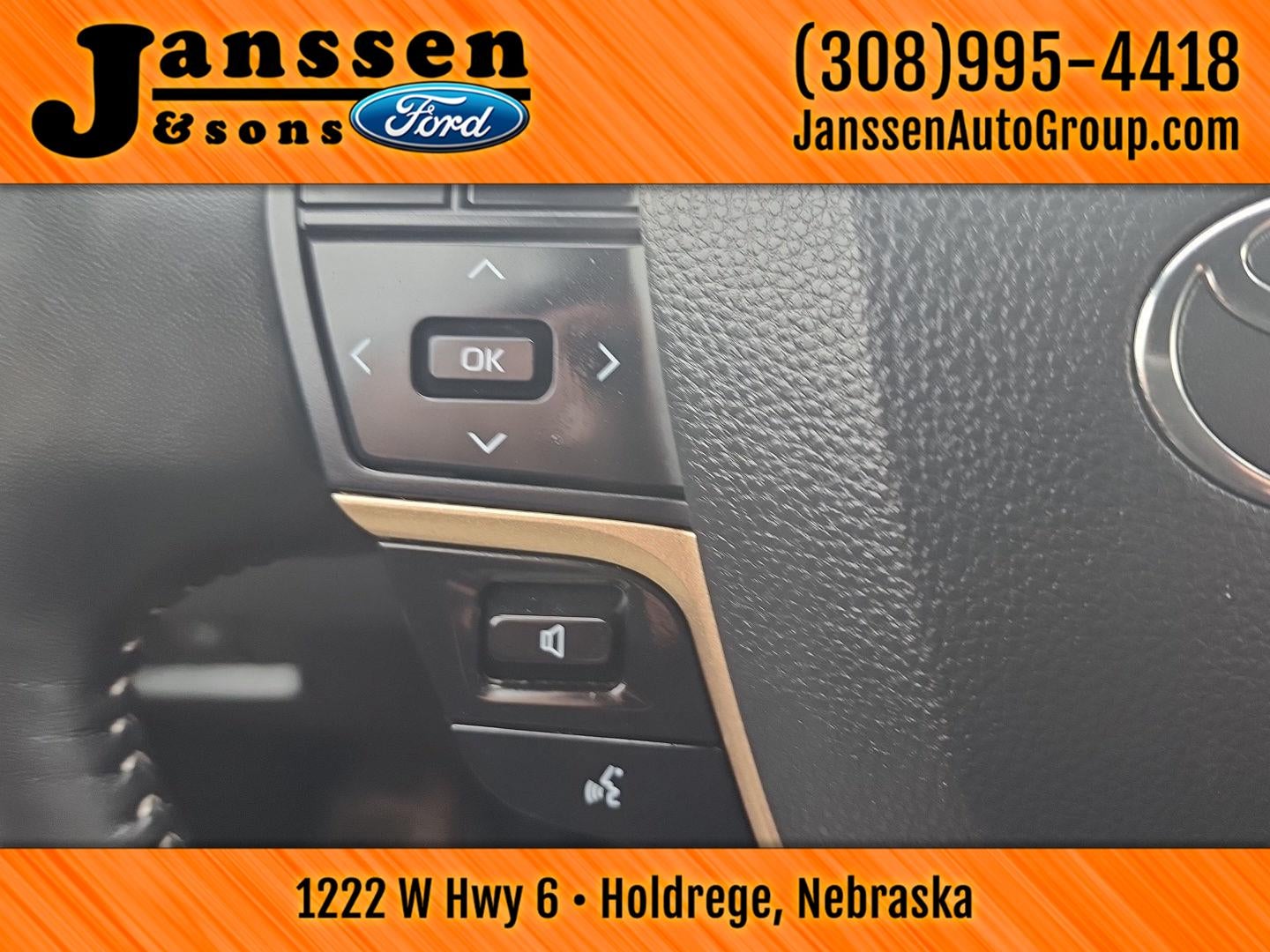 2025 Toyota Crown Signia XLE