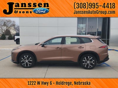 2025 Toyota Crown Signia XLE