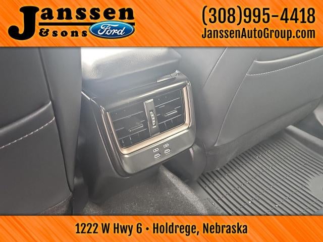 2025 Toyota Crown Signia XLE