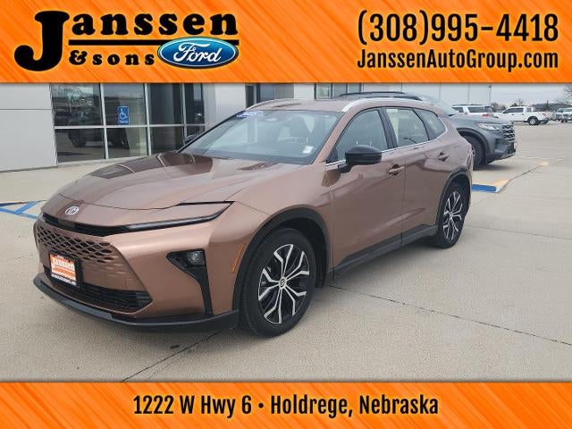 2025 Toyota Crown Signia XLE