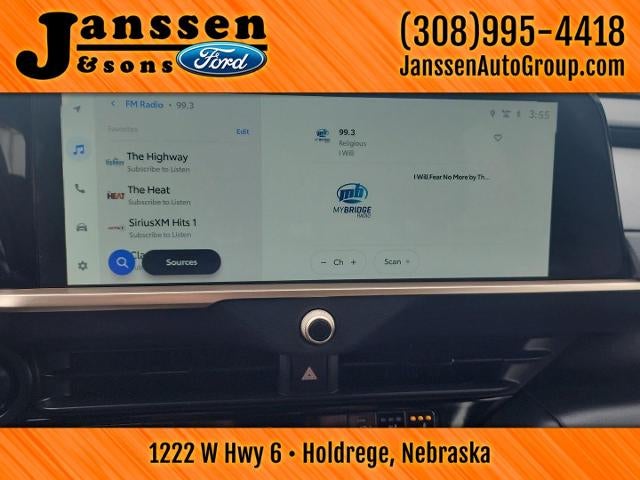 2025 Toyota Crown Signia XLE