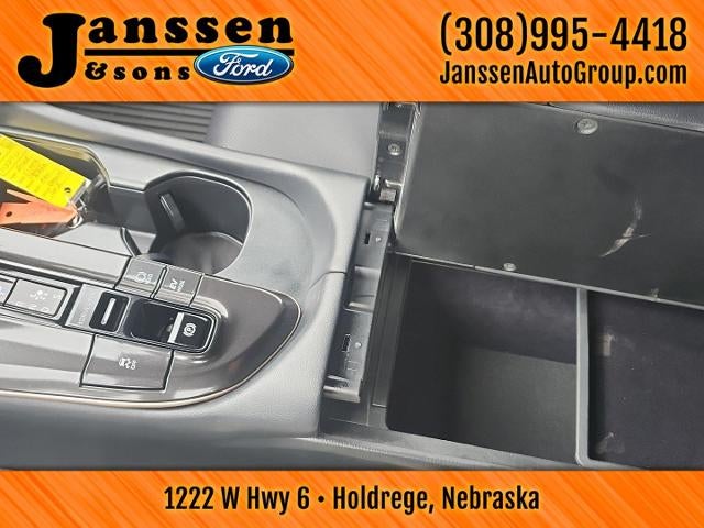 2025 Toyota Crown Signia XLE