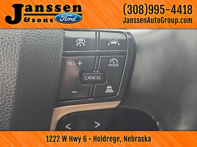 2025 Toyota Crown Signia XLE